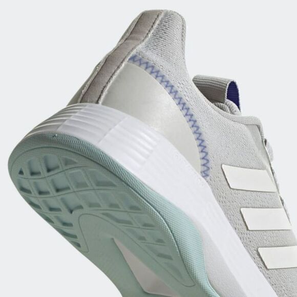Adidas Qt Racer Sport  - Picture 8 of 9